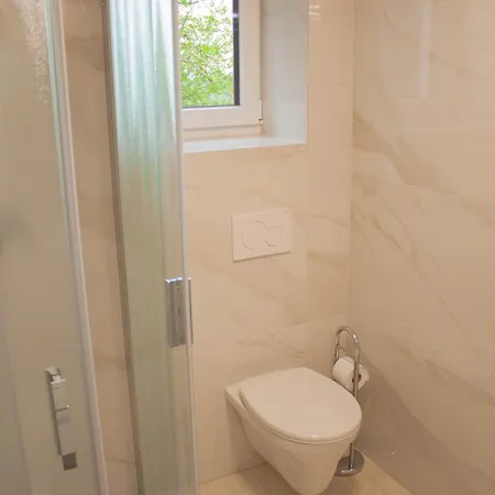 Apartma As